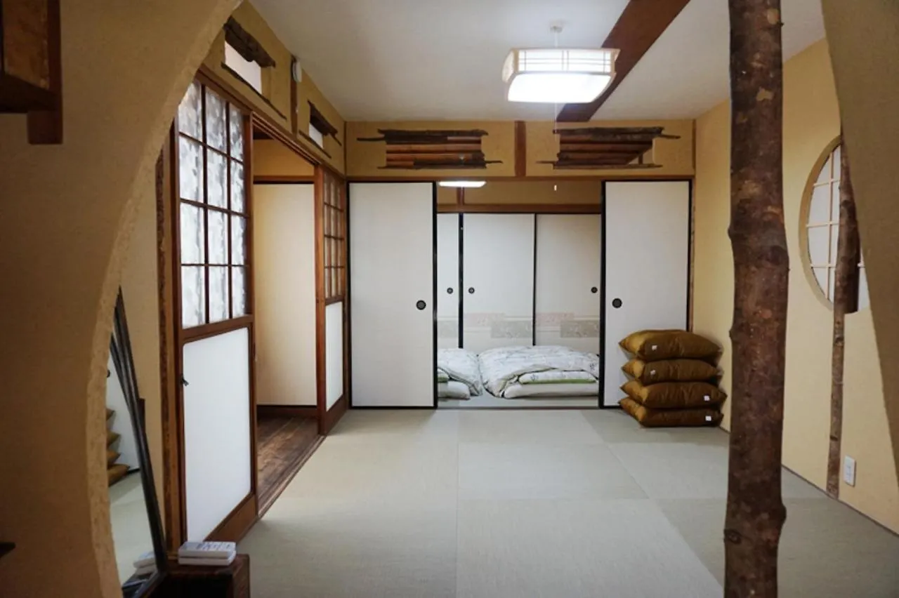 Sanjyo Premium Villa Kyoto 0*,  Japonya